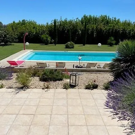 Villacosine-pont Du Gard Holiday home *